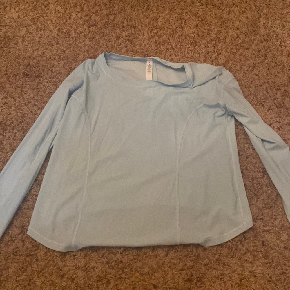 Lululemon long sleeve!!!